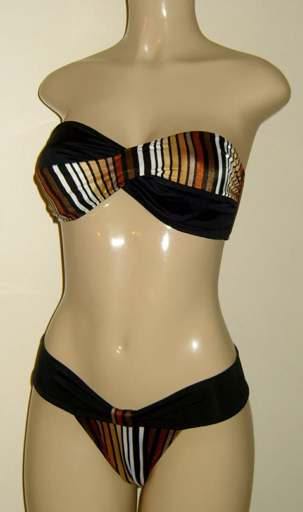 Crisscross Tube Bikini Top with Banded Butterfly Swimwear Bottom