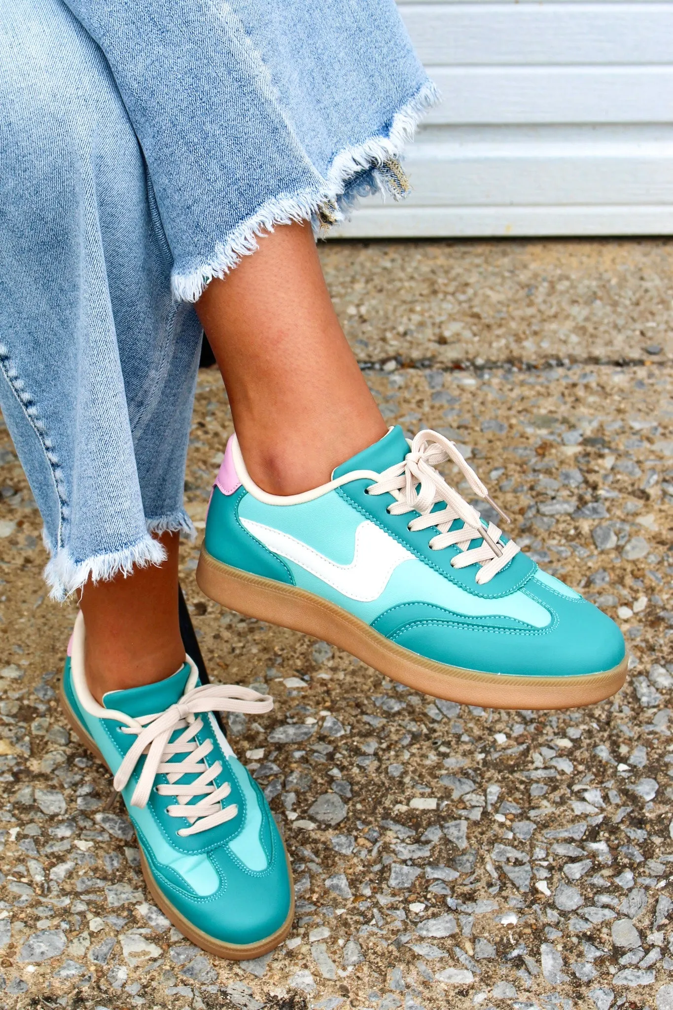 Everyday Kicks Modern Sneaker • Teal/Pink