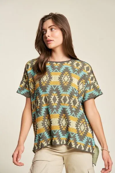 High-Low Geometric Round Neck Knit Top