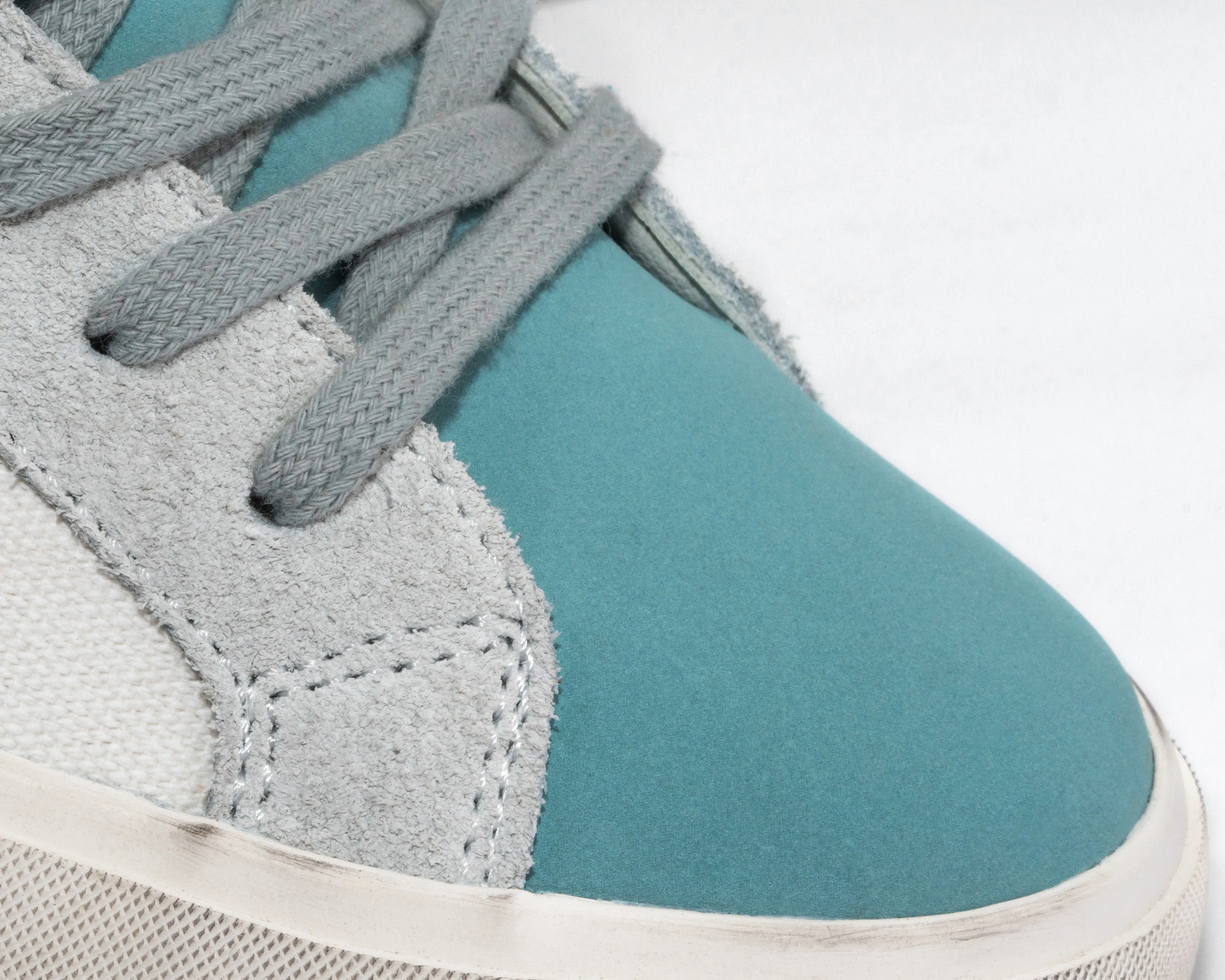Icicle White Low-top