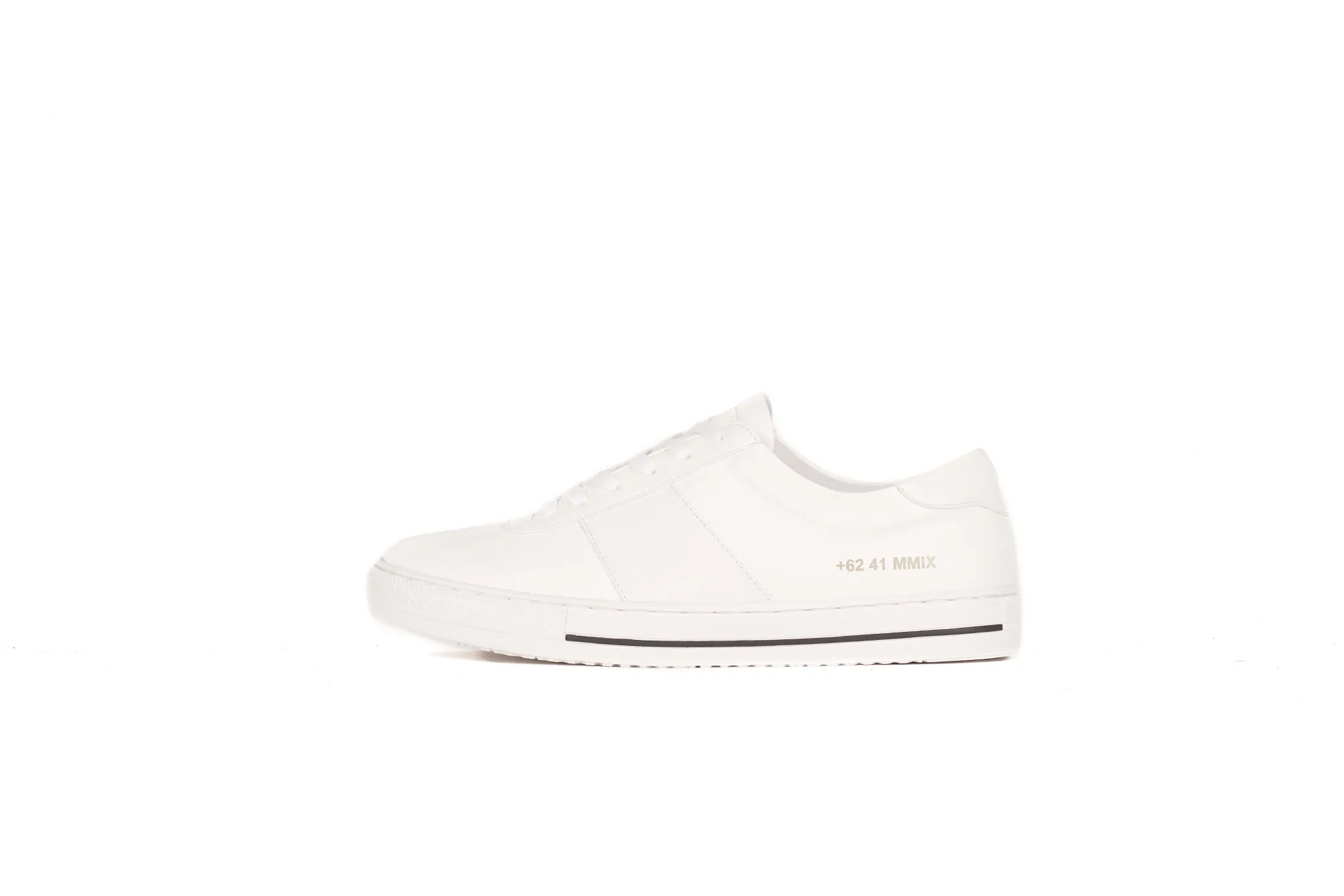 LAV-07 | TRIPLE WHITE | MEN