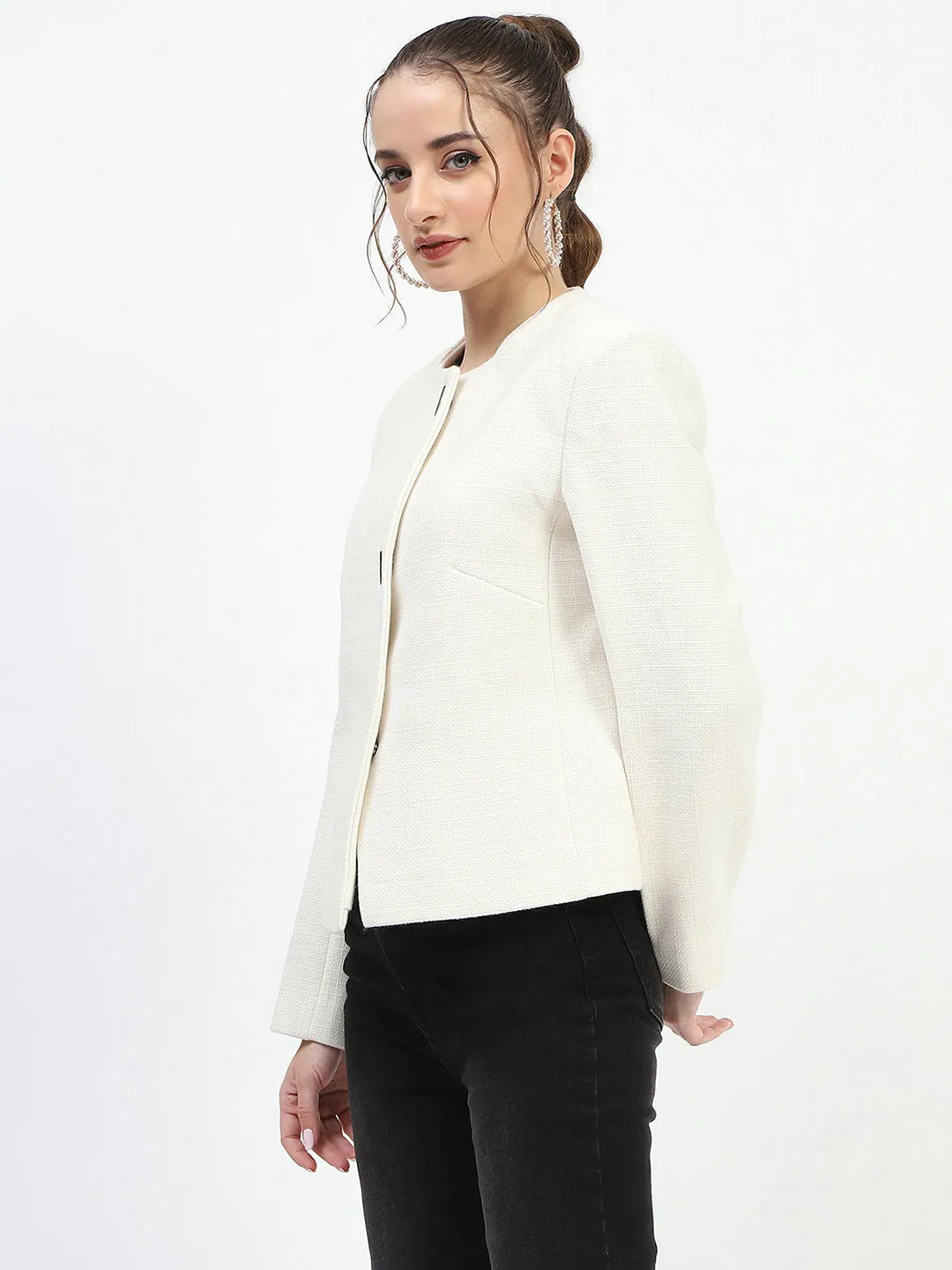 Madame Metal Buttoned Crew Neck Beige Short Coat