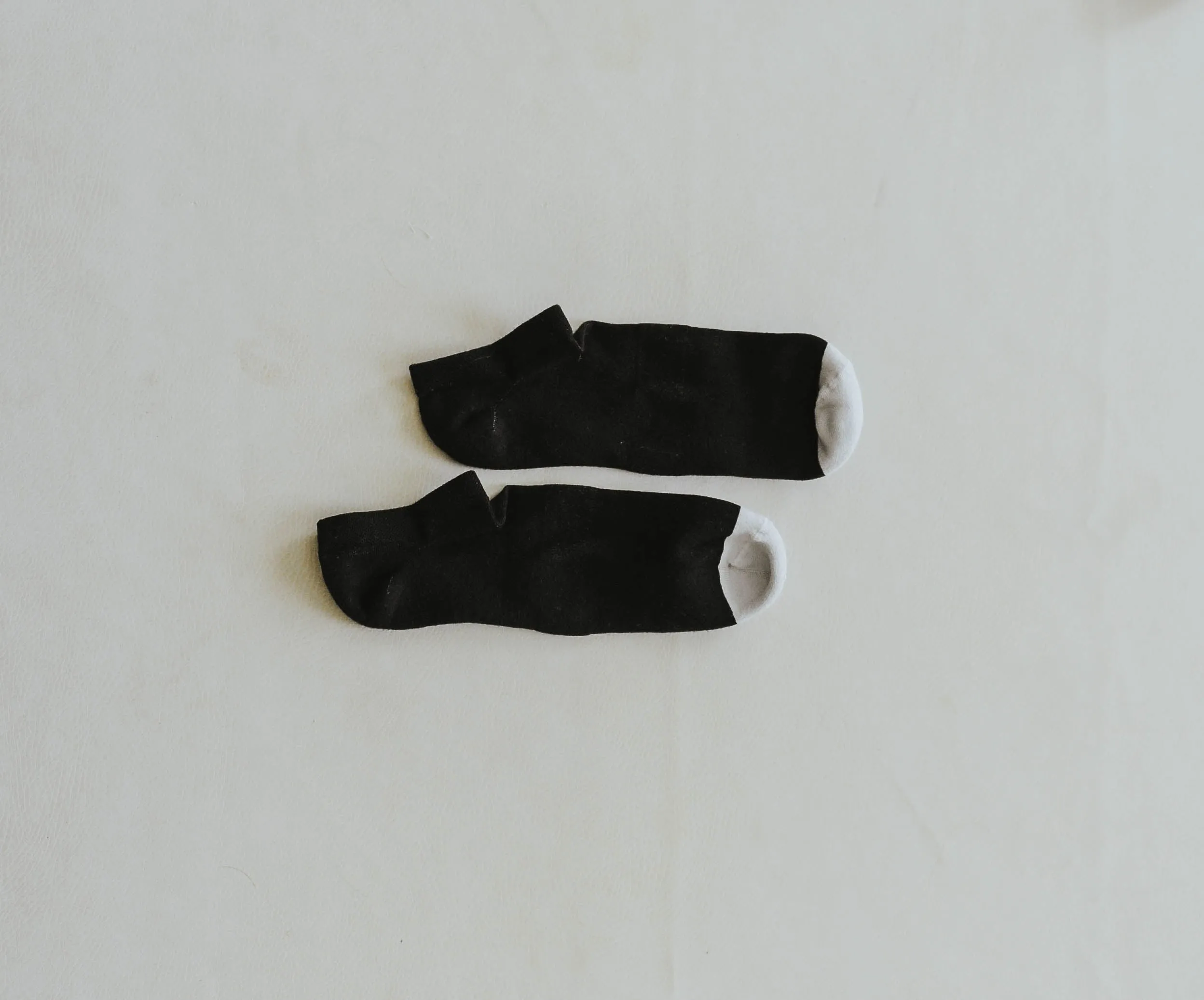 Men's Noir Anklet