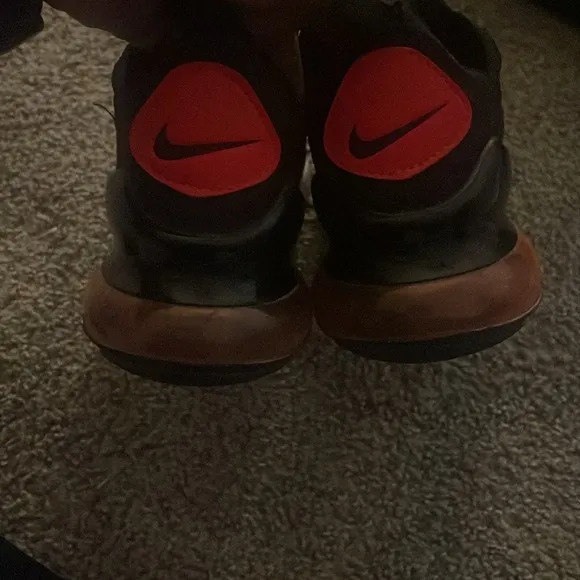Nike Kids' Grade School Air Max 270 Shoes