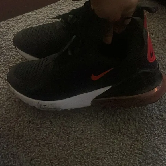 Nike Kids' Grade School Air Max 270 Shoes