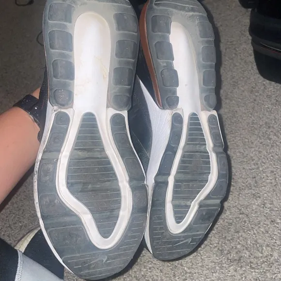 Nike Kids' Grade School Air Max 270 Shoes