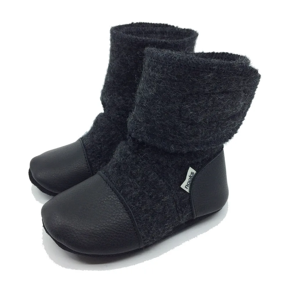 Nooks Design Felted Wool Booties (Midnight)