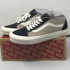 NWT Van’s off the wall old school tape shoes, size 8.5