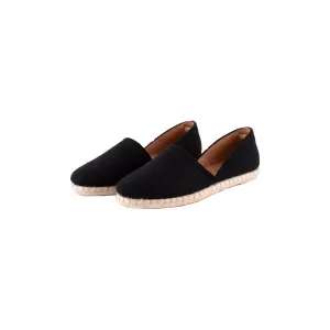 Paula Slipper, Black