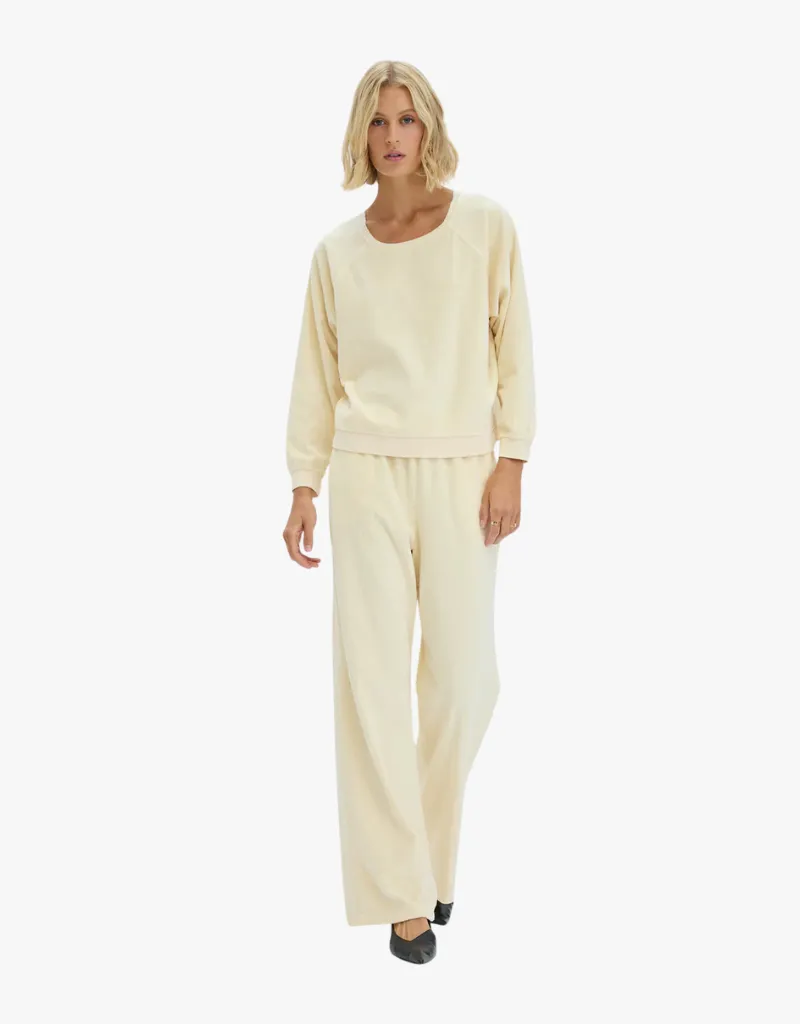 Raquel Allegra Lux Tracker in Sand