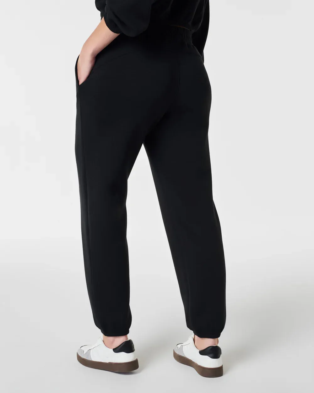 SPANX | AirEssentials Jogger {Very Black}