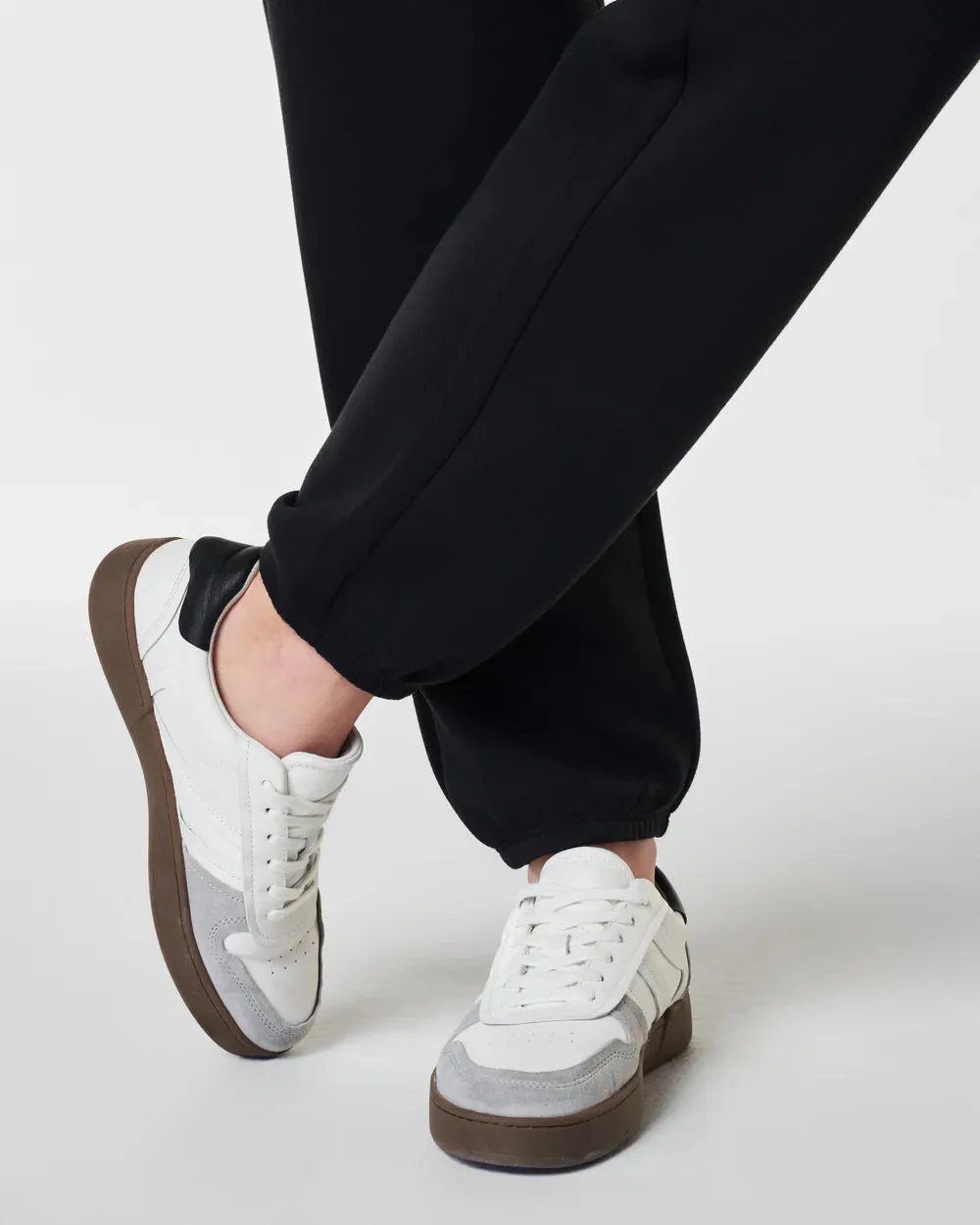 SPANX | AirEssentials Jogger {Very Black}