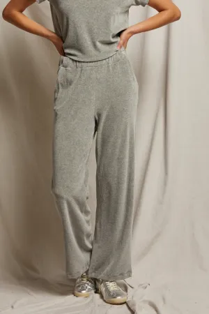 The Holly Velour Sweatpant in Heather Grey | Perfect White Tee