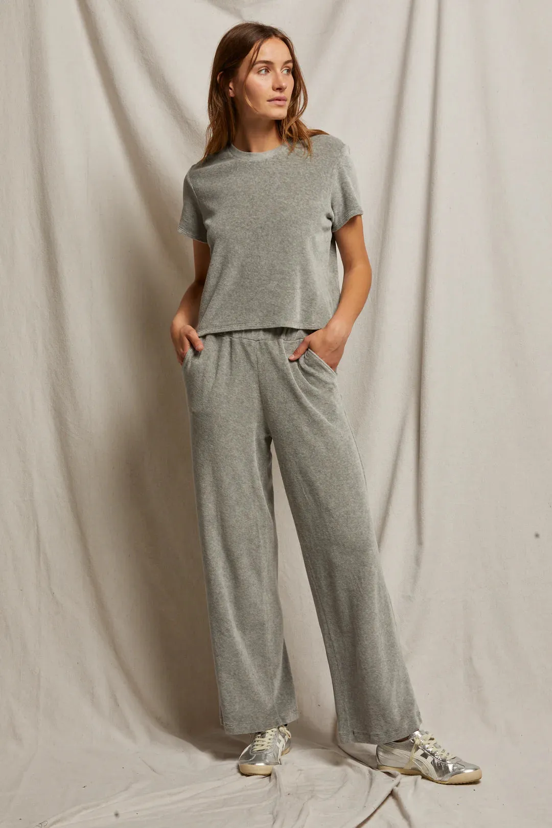The Holly Velour Sweatpant in Heather Grey | Perfect White Tee