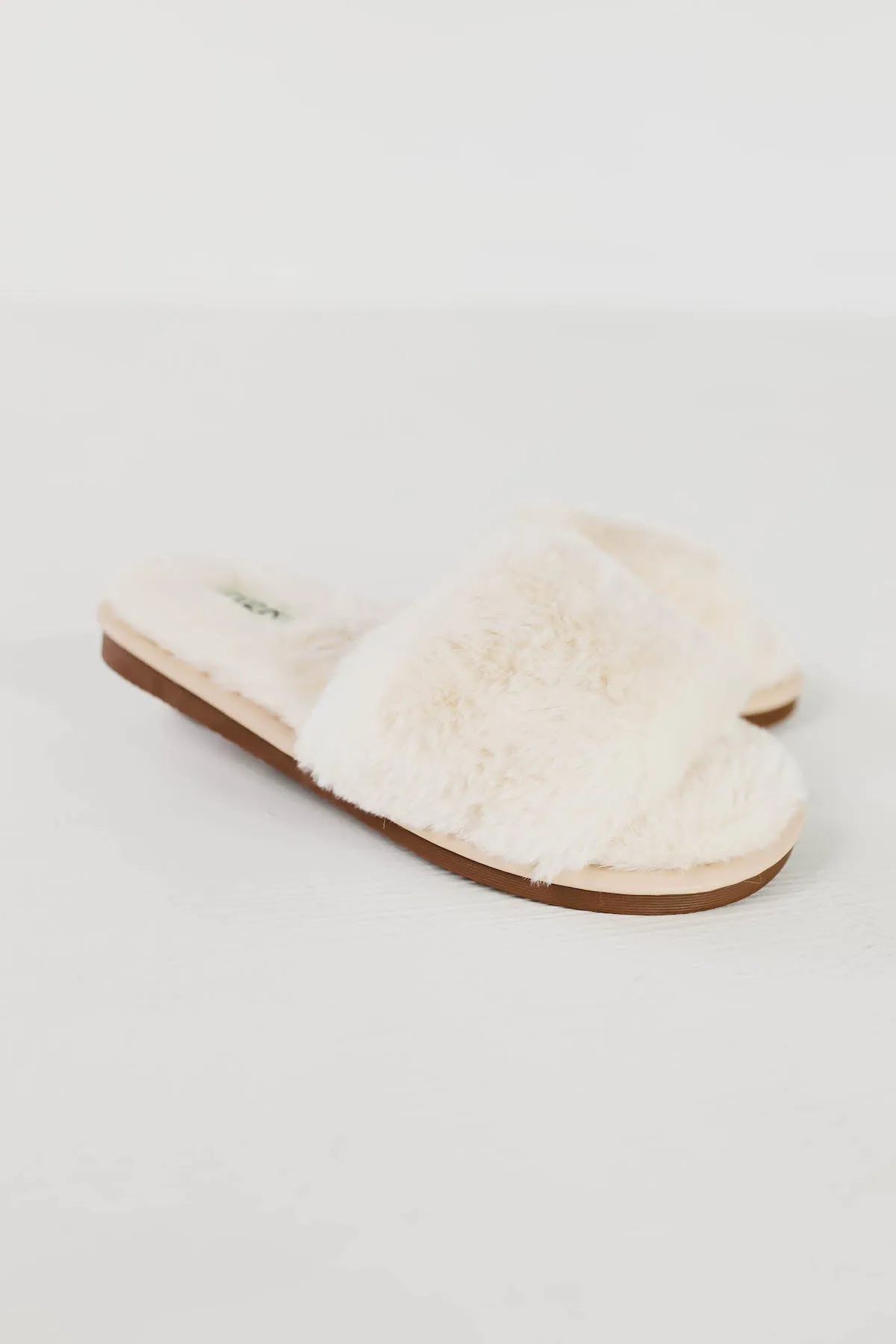 The Jennifer Cozy Slipper - White