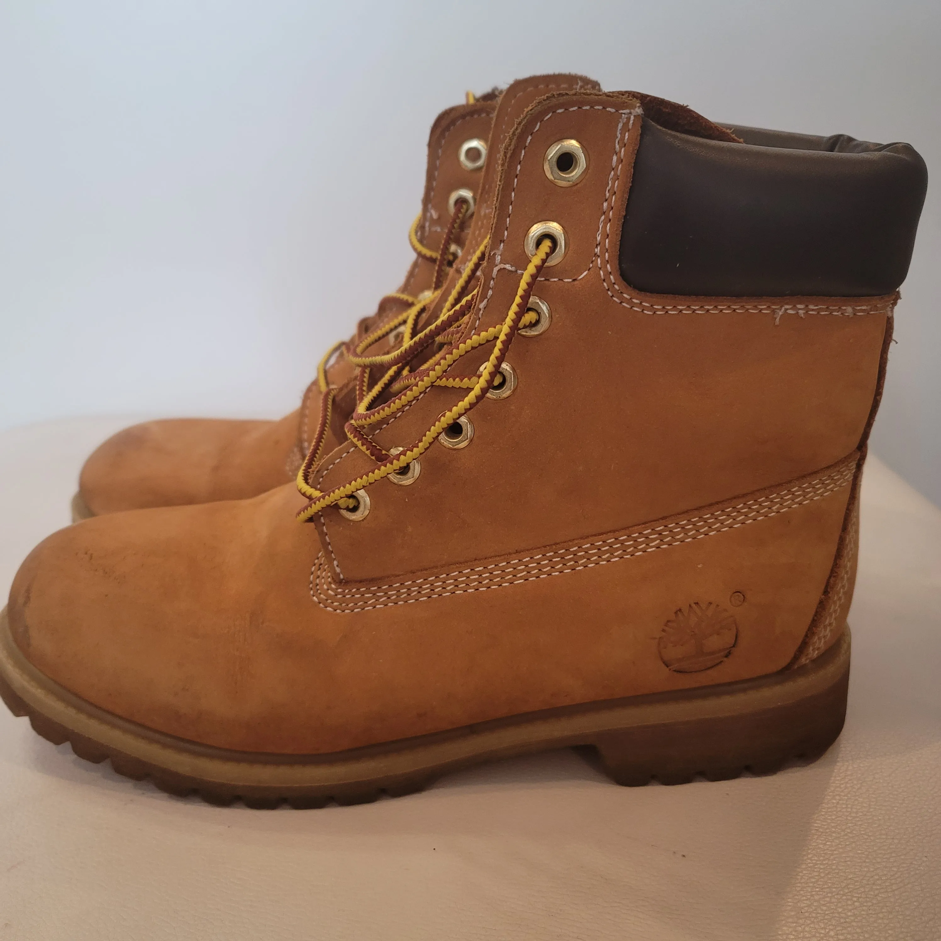 TIMBERLAND Men's Wheat Nubuck Classic Ankle Boots Size 10.5