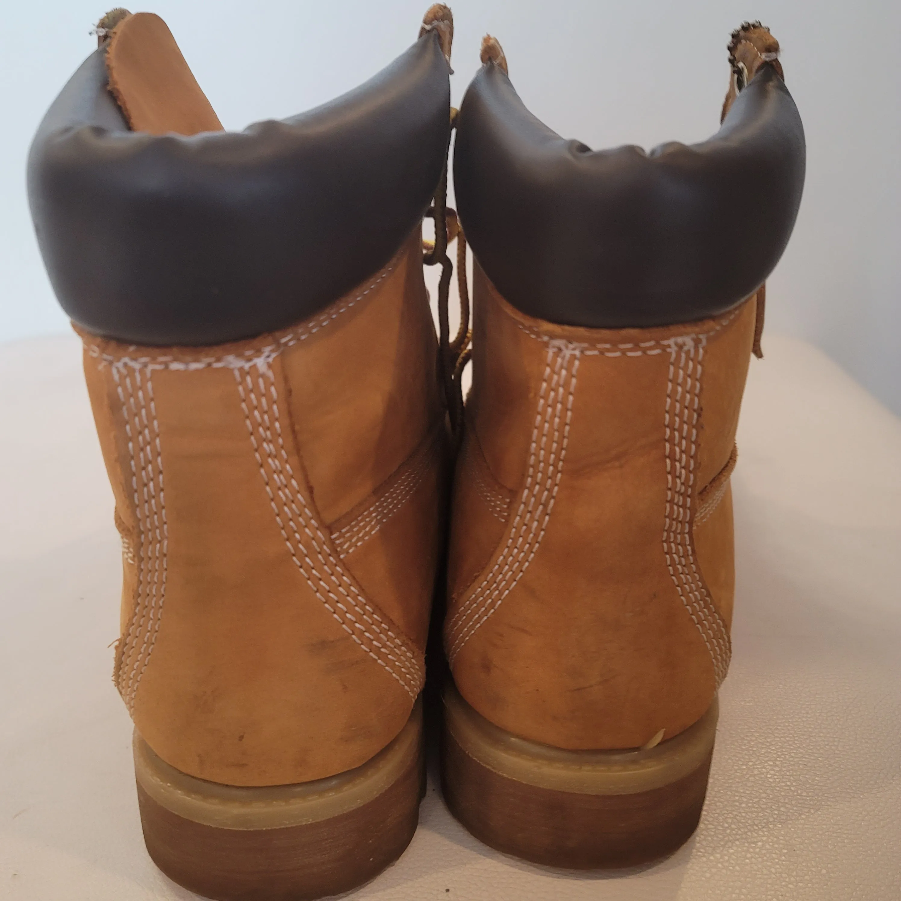 TIMBERLAND Men's Wheat Nubuck Classic Ankle Boots Size 10.5
