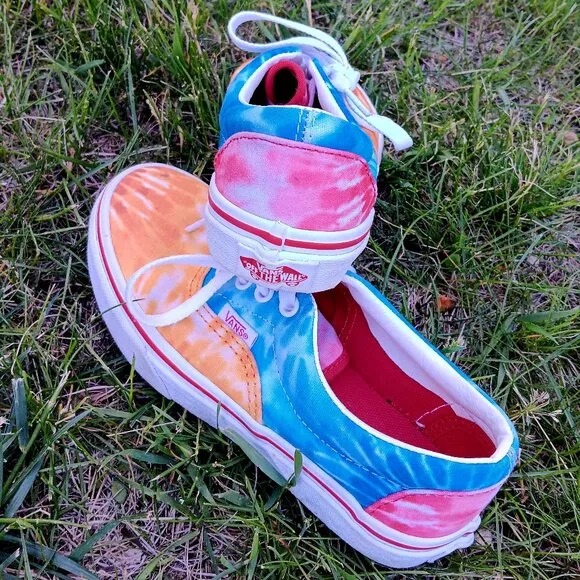 Vans Off The Wall Tie-Dye Kids Shoes NWOT Size 1